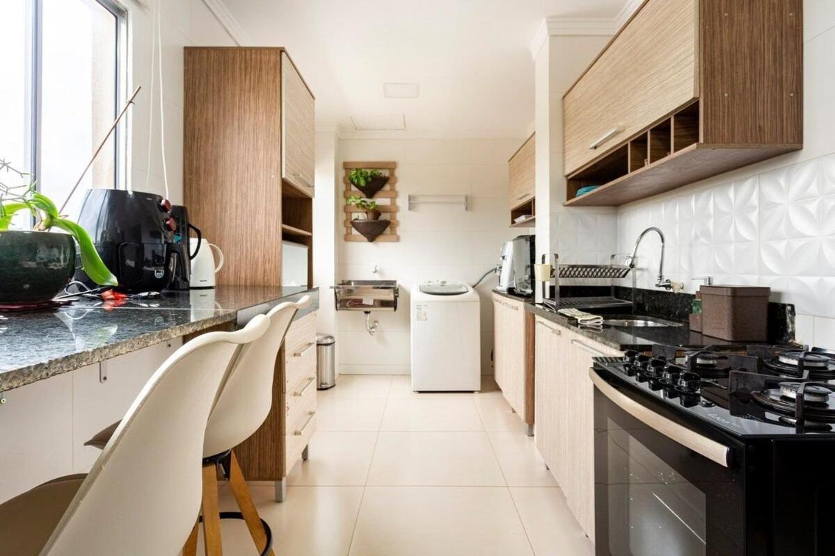 Ap 85M2 , 2Qts Com Suite , Estacionamento, Cozinha Completa , Wi-Fi 500Mb , Jr Catito Brasilia Exterior photo